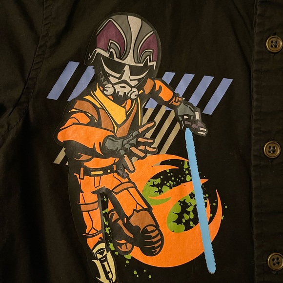 CLEARANCE.DisneyStore Star Wars BoysSize 7/8 ShortsleeveJediPatchButtonDownShirt - Picture 3 of 10